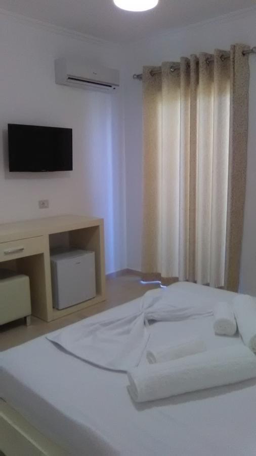 Aler Holiday Inn Sarandë Exteriér fotografie