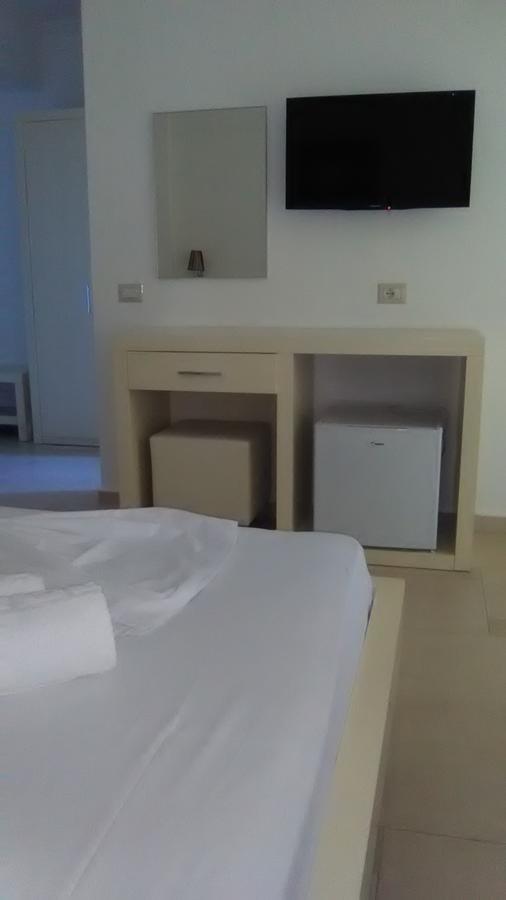 Aler Holiday Inn Sarandë Exteriér fotografie