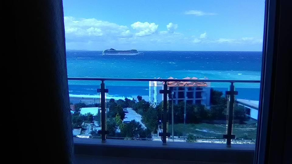 Aler Holiday Inn Sarandë Exteriér fotografie