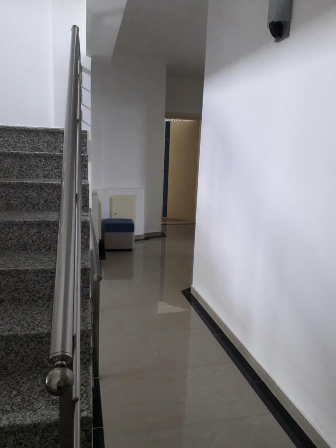Aler Holiday Inn Sarandë Pokoj fotografie